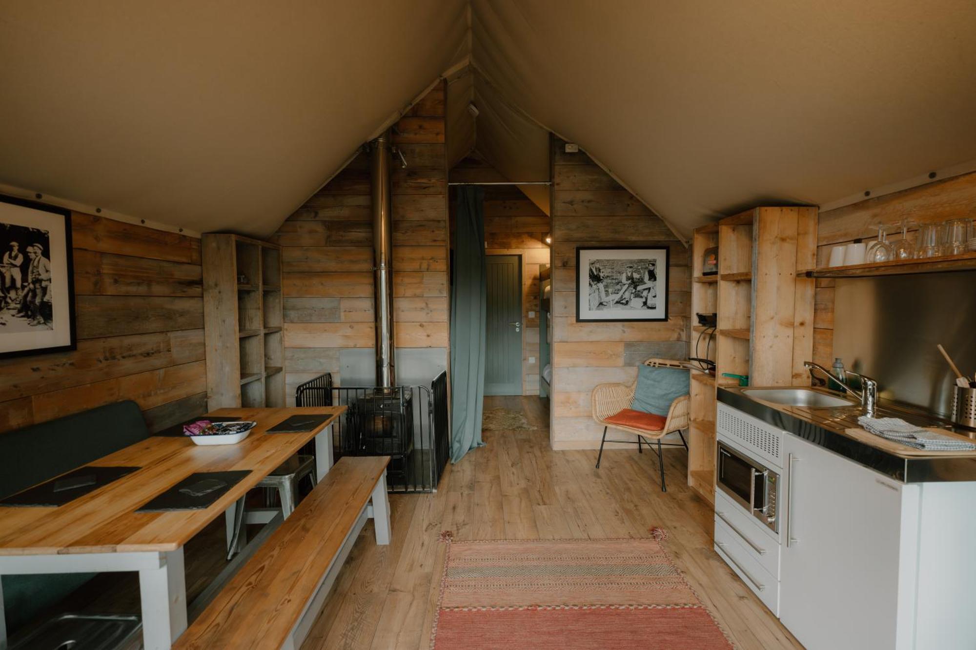 Hotel Llechwedd Glamping Blaenau Ffestiniog Exterior foto
