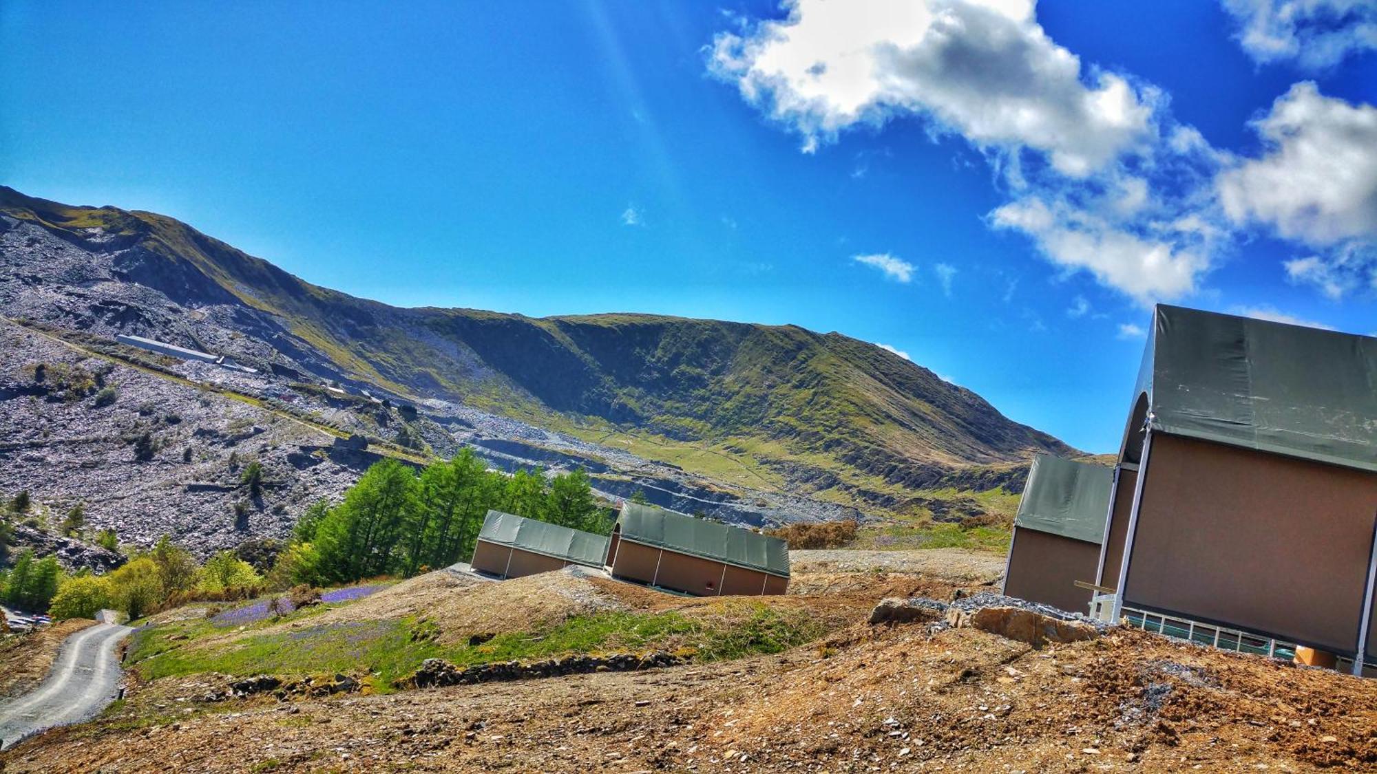 Hotel Llechwedd Glamping Blaenau Ffestiniog Exterior foto